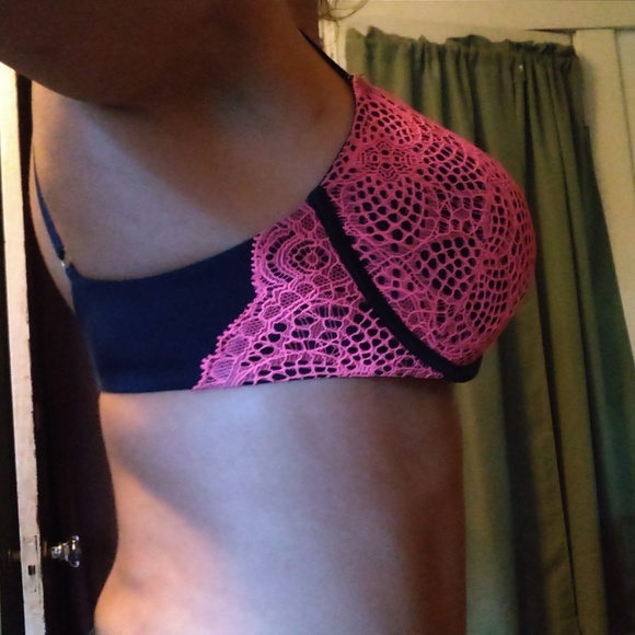 34D - Picture 7 of 8